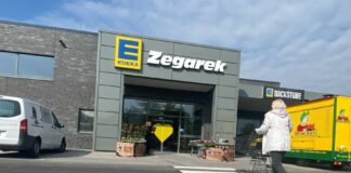 Neueröffnung EDEKA Zegarek Außenansicht