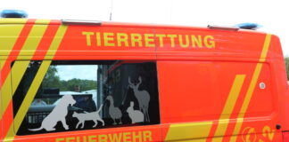Einsatzwagen Tierrettung der Feuerwehr Hannover.