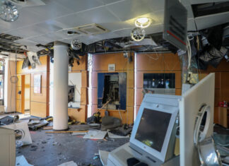 Unbekannte sprengen Geldautomat in Altwarmbüchen Unbekannte sprengen Geldautomat der Sparkasse in Altwarmbüchen