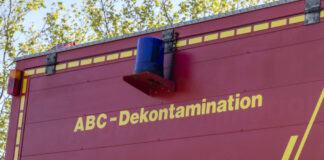 ABC - Dekontamination - Ansicht Feuerwehrfahrzeug