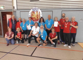Landesmeisterschaft der Herren im Bosseln – jetzt in Langenhagen entschieden Teilnehmermannschaften im Bosseln aus Gnarrenburg, Stade und Langenhagen.
