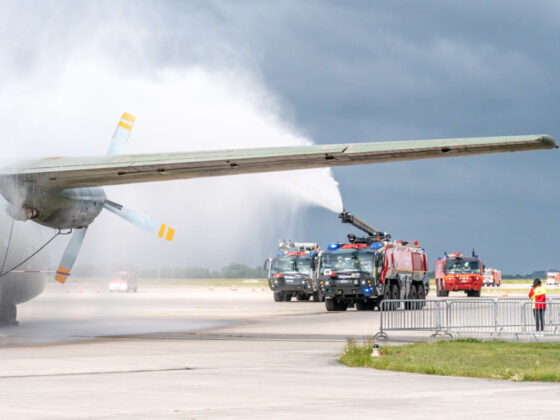 ICAO Übung an der Transall, an Halle 2. zusammen mit mehreren Rettungskräften