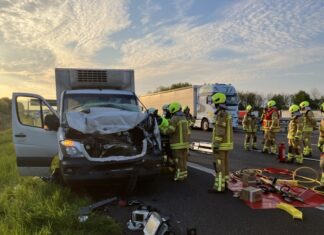 Ein verletzte Person nach Verkehrsunfall auf der A2 Feuerwehreinsatz