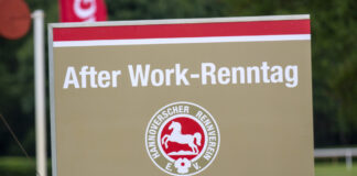 Schild: After-Work-Renntag auf der Neuen Bult in Langenhagen