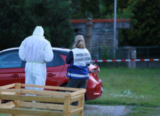 Mutmaßliches Tötungsdelikt in Neustadt/Hagen – Weibliche und männliche Person durch Polizei tot aufgefunden Mutmaßliches Tötungsdelikt in Neustadt/Hagen - Weibliche und männliche Person durch Polizei tot aufgefunden