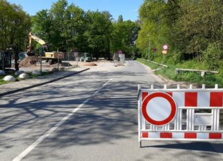 Baufortschritt am Silbersee-Parkplatz erfordert ab 4. Mai Sperrung der asphaltierten Zufahrt Die asphaltierte Zufahrt im westlichen Bereich des Silbersee-Geländes wird bis etwa Mitte Juni auch für Fußgänger und Radfahrende gesperrt.