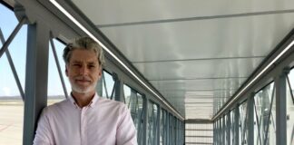 Thomas Bergen in der Fluggastbrücke 17