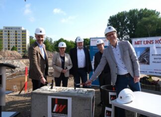 Grundstein für Misburger Bad gelegt Grundsteinlegung Misburger Bad