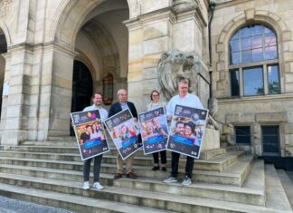 Erster Ausblick auf das Schützenfest Hannover 2022 Jan Patrick Wolters, Geschäftsführer der Bayern Festhalle, Paul-Eric Stolle, geschäftsführender Vorstand des Vereins Hannoversches Schützenfest e. V. Konstanze Beckedorf, für das Schützenfest zuständige Sport- und Kulturdezernentin, Günter Evert, Geschäftsführer der MADSACK Medien Hannover GmbH & Co. KG (vo.li.)