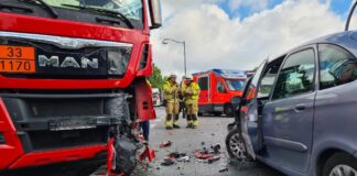 Zusammenprall zwischen einem Sattelzug und einem PKW in Schulenburg