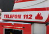 Schriftzug auf Feuerwehrfahrzeug: Telefon 112