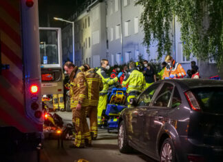 Mehrere Verletzte bei einem Brand in der Pelikanstraße Feuerwehreinsatz