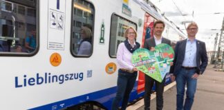 Ein Herz für Fahrgäste - Steffen Krach, Nadine Böger, Hartmut Körbs (Geschäfsführung Transdev).