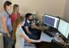Analyse der Gehirnschnitte am Mikroskop: Anna-Sophia Hartke, Prof. Dr. Franziska Richter Assencio, Cara Schreiber und Christopher Käufer, PhD (vlnr).
