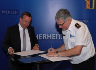 Nein zur Gewalt gegen Einsatzkräfte – Besserer Schutz für unsere Einsatzkräfte Unterzeichnung-Hannoversche Resolution