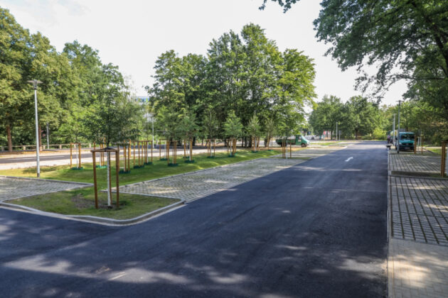 Der neu gestaltete Parkplatz am Silbersee in Langenhagen