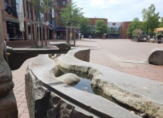 Stadt Langenhagen plädiert für einen bewussten Umgang mit Frischwasser Hufeisenbrunnen in Langenhagen
