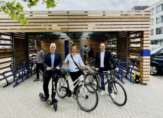 Bike & Ride in Langenhagen: Neue Fahrradabstellanlage eröffnet Eröffnung B+R-Anlage Langenhagen-Mitte