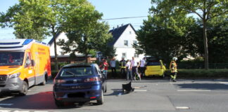 Verkehrsunfall zwischen zwei Pkw in Garbsen