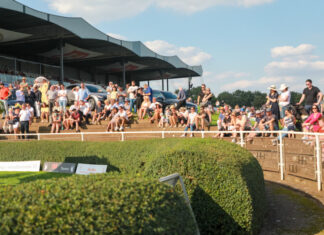 Eleganz und Emotionen: Audi Ascot-Renntag mit Heino und Stars in Hannover Audi Ascot-Renntag - Neue Bult