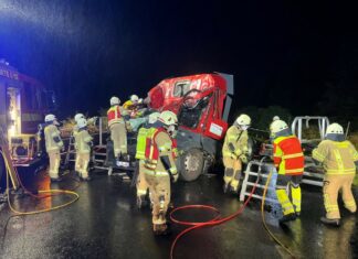 Fahrer nach LKW-Unfall auf der A2 zwischen Lehrte und Hämelerwald verstorben LKW-Unfall auf der A2 bei Lehrte/Hämelerwald