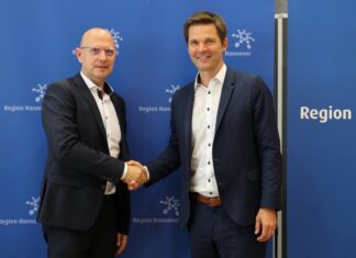 Jens Palandt soll Umweltdezernent der Region Hannover werden Jens Palandt (li.) soll Umweltdezernent der Region Hannover werden Krach schlägt Experten aus dem Umweltministerium für die Dezernatsleitung vor.