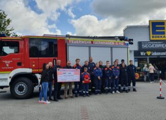 Schlemmer-Markt Segebrecht EDEKA sammelt für die Jugendarbeit der Ortsfeuerwehr Isernhagen HB Schlemmer-Markt Segebrecht EDEKA sammelt für die Jugendarbeit der Ortsfeuerwehr Isernhagen HB.