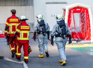 Gefahrguteinsatz für die Feuerwehr Isernhagen Feuerwehreinsatz