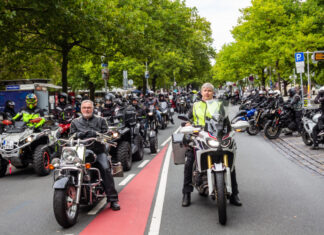 Traditioneller Gedenkgottesdienst lockte am Sonntag viele Biker zum „George“ 17. MoToGo-Hannover