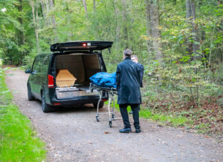 Leichenfund im Mecklenheider Forst in Hannover-Vinnhorst Leichenfund - Polizeieinsatz
