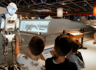 Adolf-Reichwein-Schule erlebt einen Tag voller Experimente Schulausflug ins Phaeno