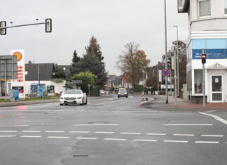 Reuterdamm wieder für den Verkehr freigegeben Reuterdamm wieder für Verkehr freigegeben