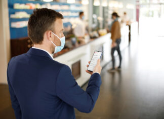 Gesundheitskarte wird als patientenfreundlicher Weg zum Einlösen von E-Rezepten gebraucht Gesundheitskarte zum Einlösen von E-Rezepten