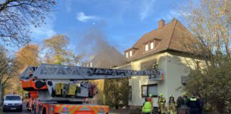 Zimmerbrand in einem Einfamilienhaus in Hannover-Ahlem