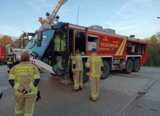 Jahresabschlussübung der Regionsfeuerwehrbereitschaft I Übung der Regionsfeuerwehrbereitschaft I