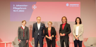 Politik trifft auf Pflegepraxis
