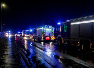 Elektrofahrzeug brannte in Isernhagen Feuerwehreinsatz