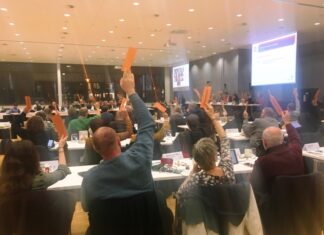 Haushaltsbeschluss: Etat der Region 2023 beträgt 2,7 Milliarden Euro Abstimmung Haushaltsbeschluss Etat der Region 2023