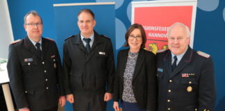 vo.li.: Tobias Jacob, Tim Herrmann, Cora Hermenau und Eberhard Schmidt.