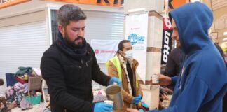Erdbeben Türkei: Warmes Essen für 15.000 Menschen täglich