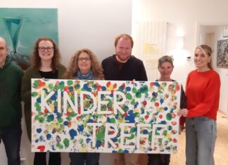 Angebote für Kinder in Wiesenau wird neu und inklusiv aufgelegt Auf dem Bild sind die vier Kooperationspartner zu sehen (von links nach rechts): Alexander Pischel/MAJA Lebenshilfe Langenhagen - Wedemark, Annika Kruse/Emmausgemeinde, Petra Voigt/win e.V., Martin Hein/Jugendtreff Wiesenau Stadt Langenhagen, Anette Körner /Quartiersmanagement win e.V und Christina Kahle/MAJA Lebenshilfe Langenhagen-Wedemark.