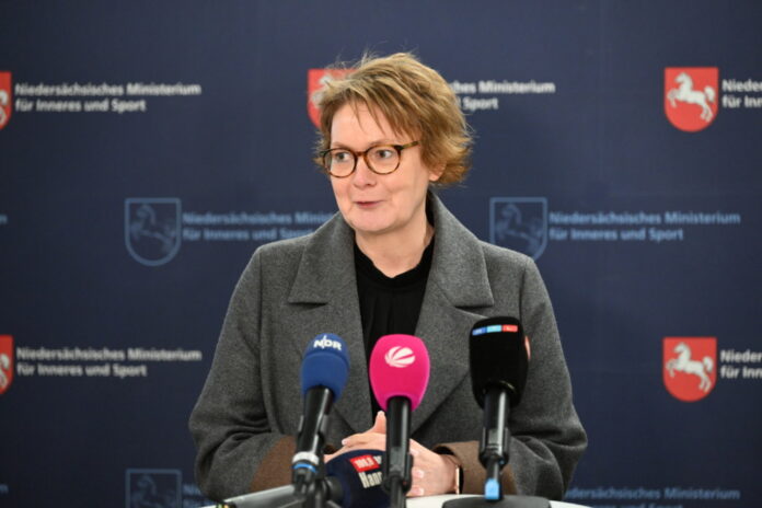 Niedersachsens Ministerin für Inneres und Sport, Daniela Behrens.