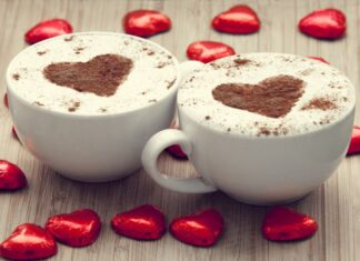 Quartierstreff Wiesenau: Kreativ, gemütlich und gemeinsam durch den Herbst und Advent Kaffeetassen mit Herzen