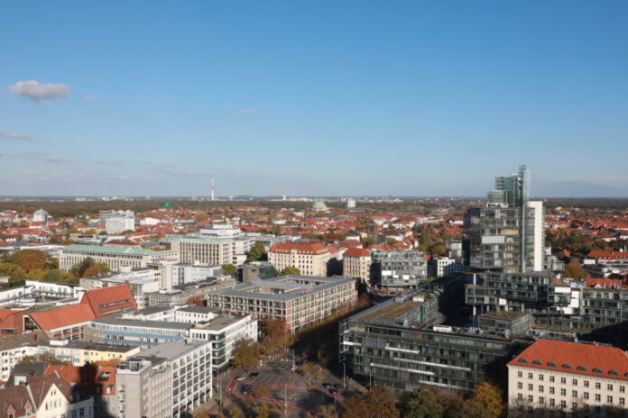 Blick von der Rathauskuppel über Hannover
