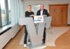 Schirmherrin Merle Frohms und Volksbank-Chef Jürgen Wache freuen sich auf viele Bewerbungen für die Sterne des Sports.