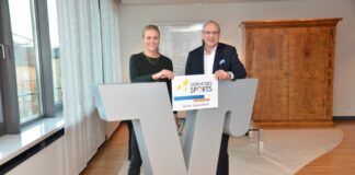 Schirmherrin Merle Frohms und Volksbank-Chef Jürgen Wache freuen sich auf viele Bewerbungen für die Sterne des Sports.