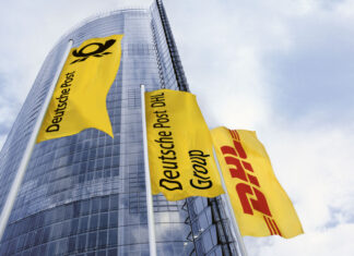 Deutsche Post und ver.di einigen sich nach extrem schwierigen Verhandlungen Symbolbild: Flaggen - Deutsche Post DHL Group