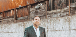 Matthias Brodowy - Klappstuhl und ich