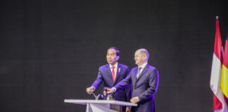 Eröffnungsrundgang Hannover Messe 2023-Olaf Scholz/Joko Widodo
