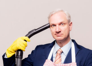 Hans Gerzlich mit seinem Programm „Das bisschen Haushalt ist doch kein Problem – dachte ich“ im daunstärs Hans Gerzlich mit seinem Programm „Das bisschen Haushalt ist doch kein Problem - dachte ich“ im daunstärs.